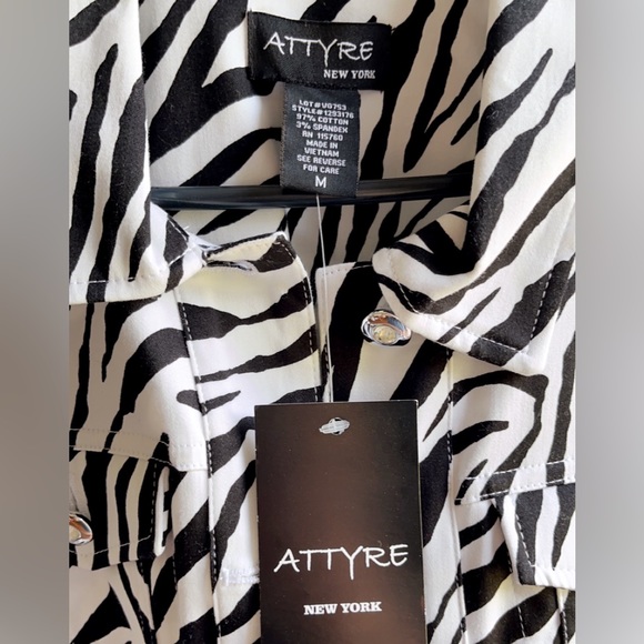 attyre zebra blazer / jacket 🦓 - Picture 3 of 4